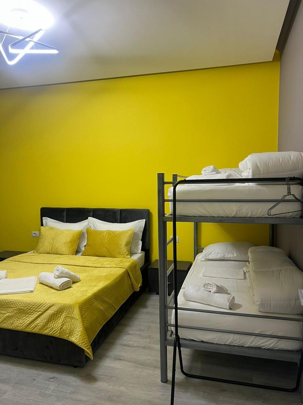 Algen Room'S Берат Екстер'єр фото