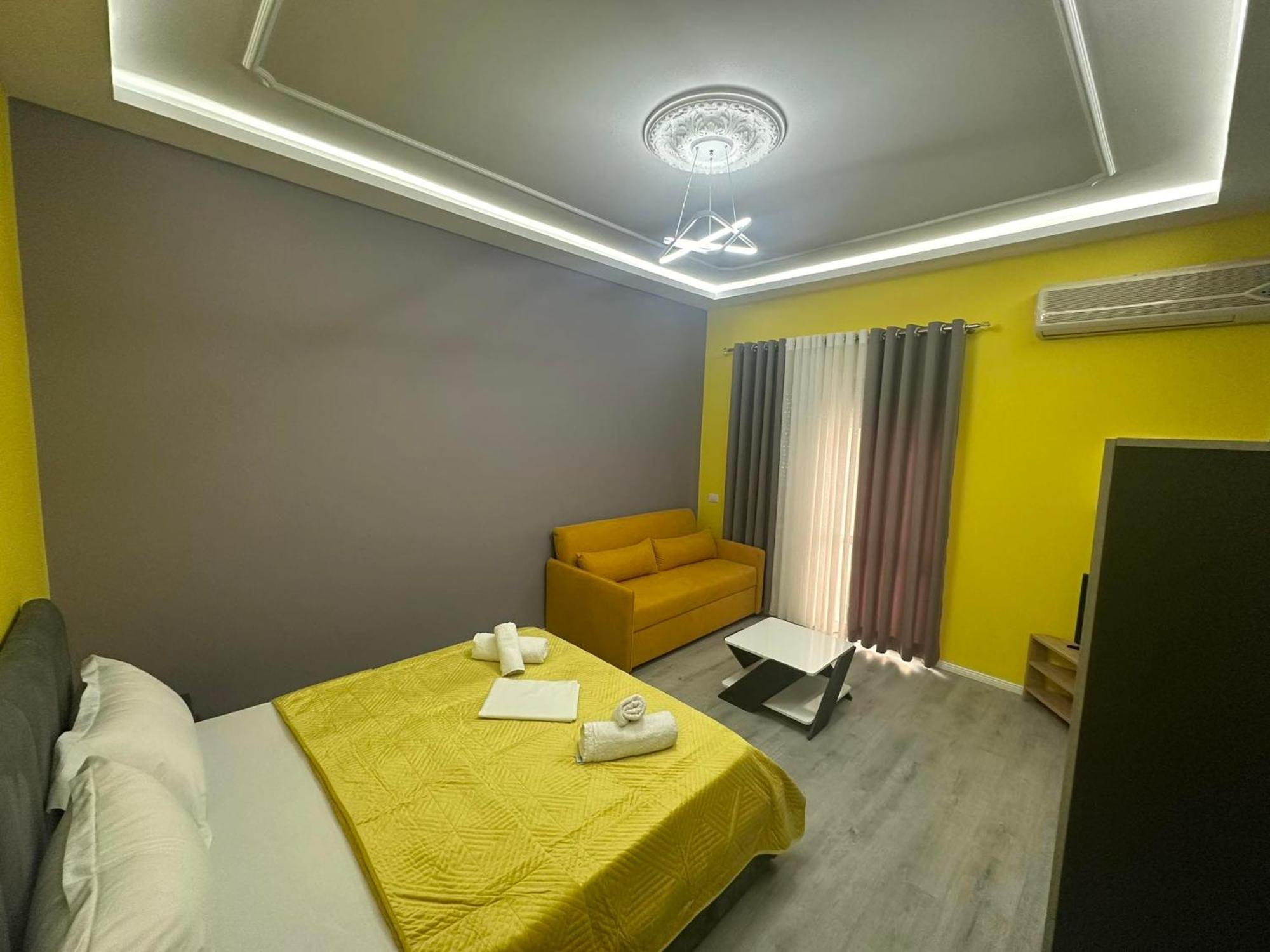 Algen Room'S Берат Екстер'єр фото